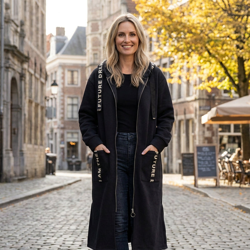 Abrigo tipo sudadera con capucha oversize