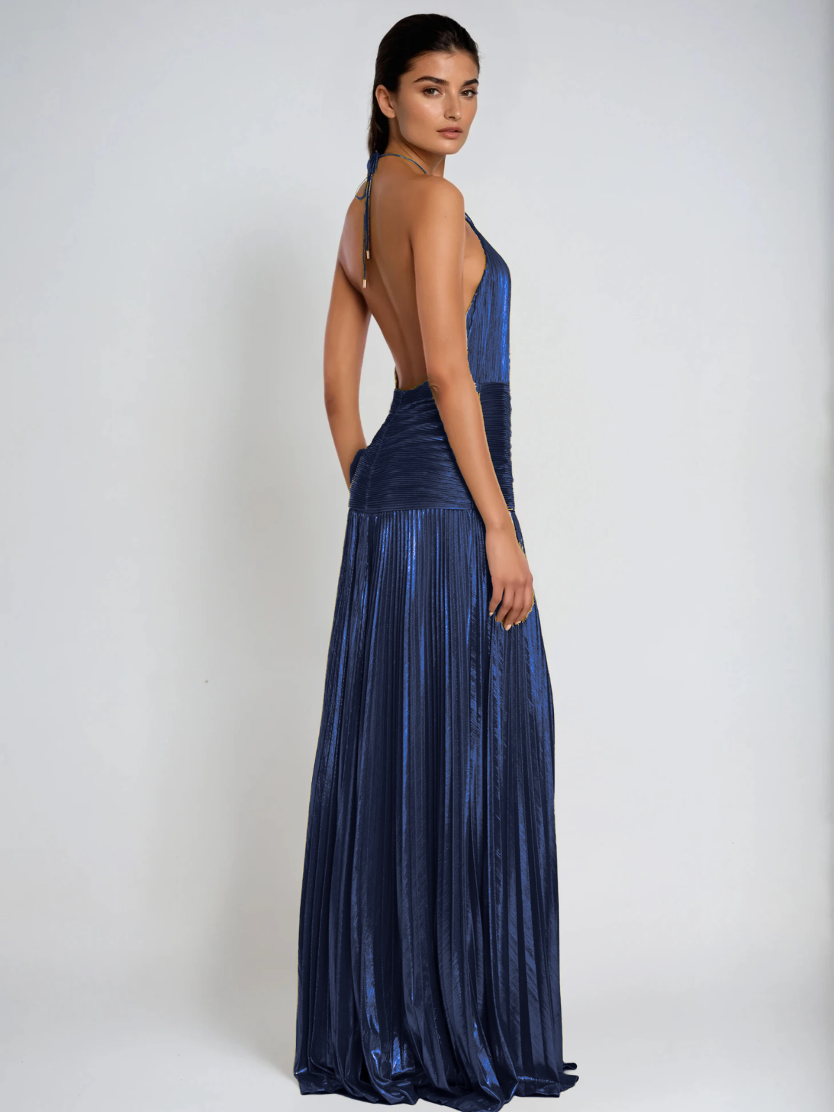 Serena-Vestido largo con cuello halter