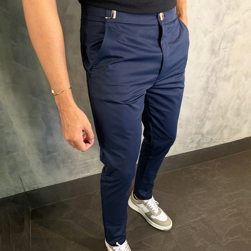 Pantalón de vestir de corte ajustado