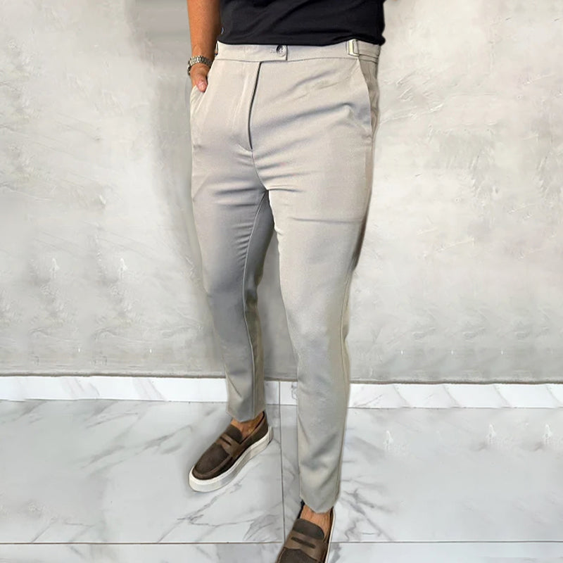 Pantalón de vestir de corte ajustado