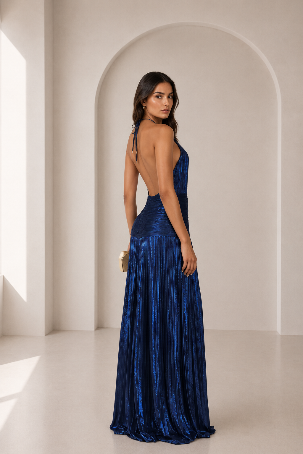 Serena-Vestido largo con cuello halter