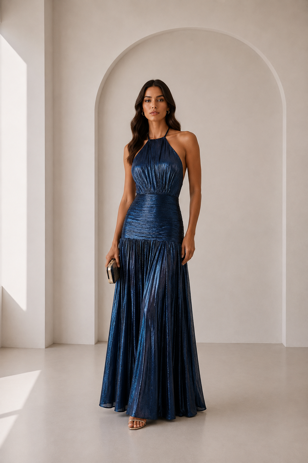 Serena-Vestido largo con cuello halter