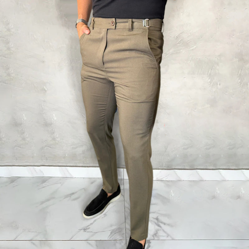 Pantalón de vestir de corte ajustado